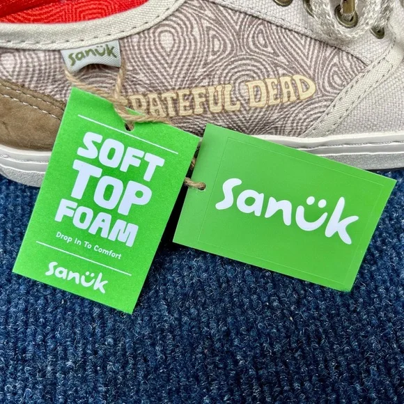 Sanuk Greatful Dead shoes men size 8 New with tags tan - Picture 8 of 10